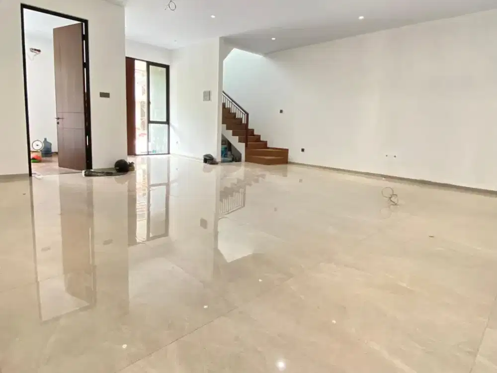 Rumah 100% Baru Singgasana Pradana