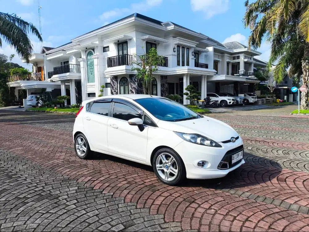 Ford Fiesta S Matic 2014