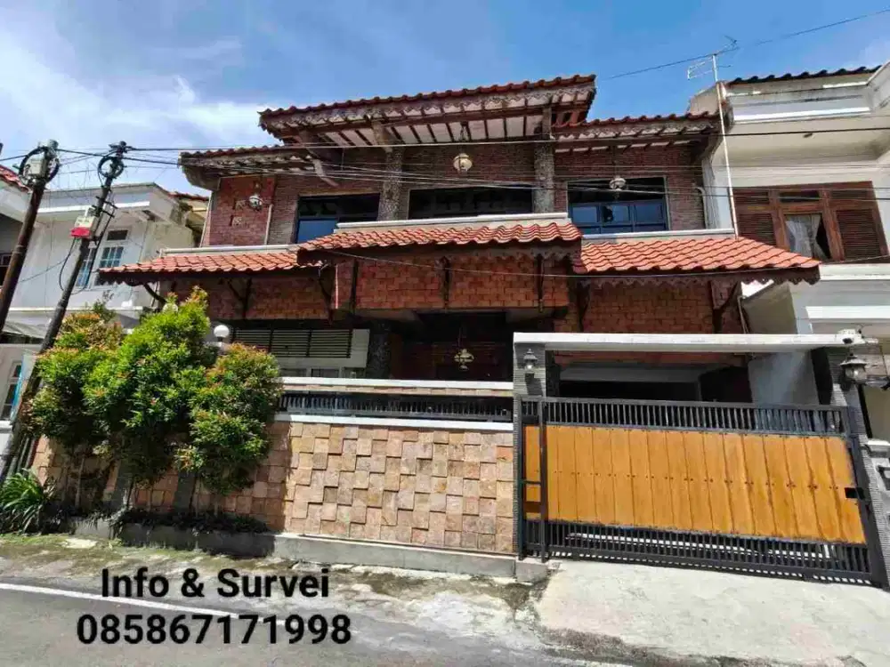 Rumah Etnik Bagus 154m Dekat Kampus UMS