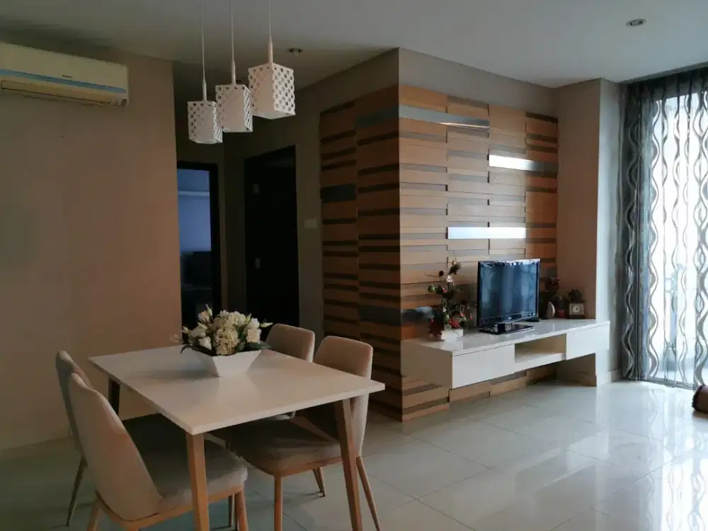 Disewa Apartemen Central Park Residence tipe 2 Bedroom (82 m²) dengan posisi lantai tinggi dan pemandangan kota Jakarta