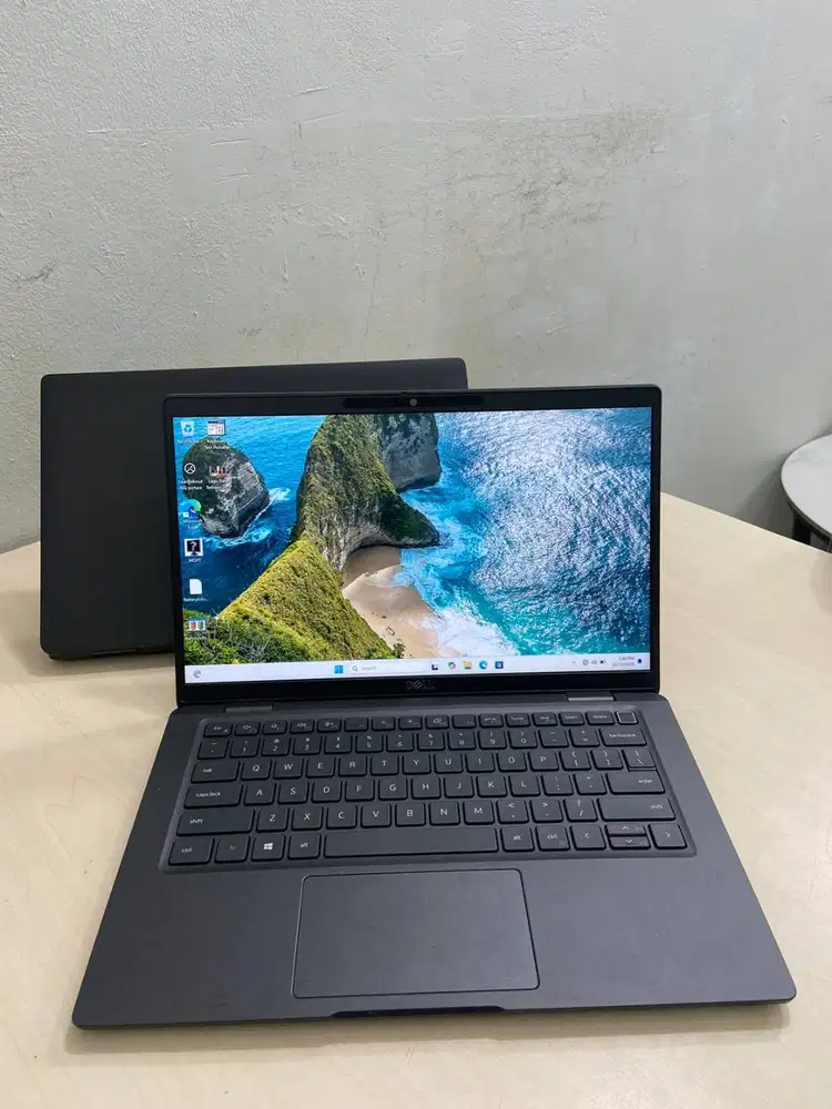 Laptop Dell Latitude 7320 Intel Core i7-11485G7 16Gb DDR4 Onboard N-EC