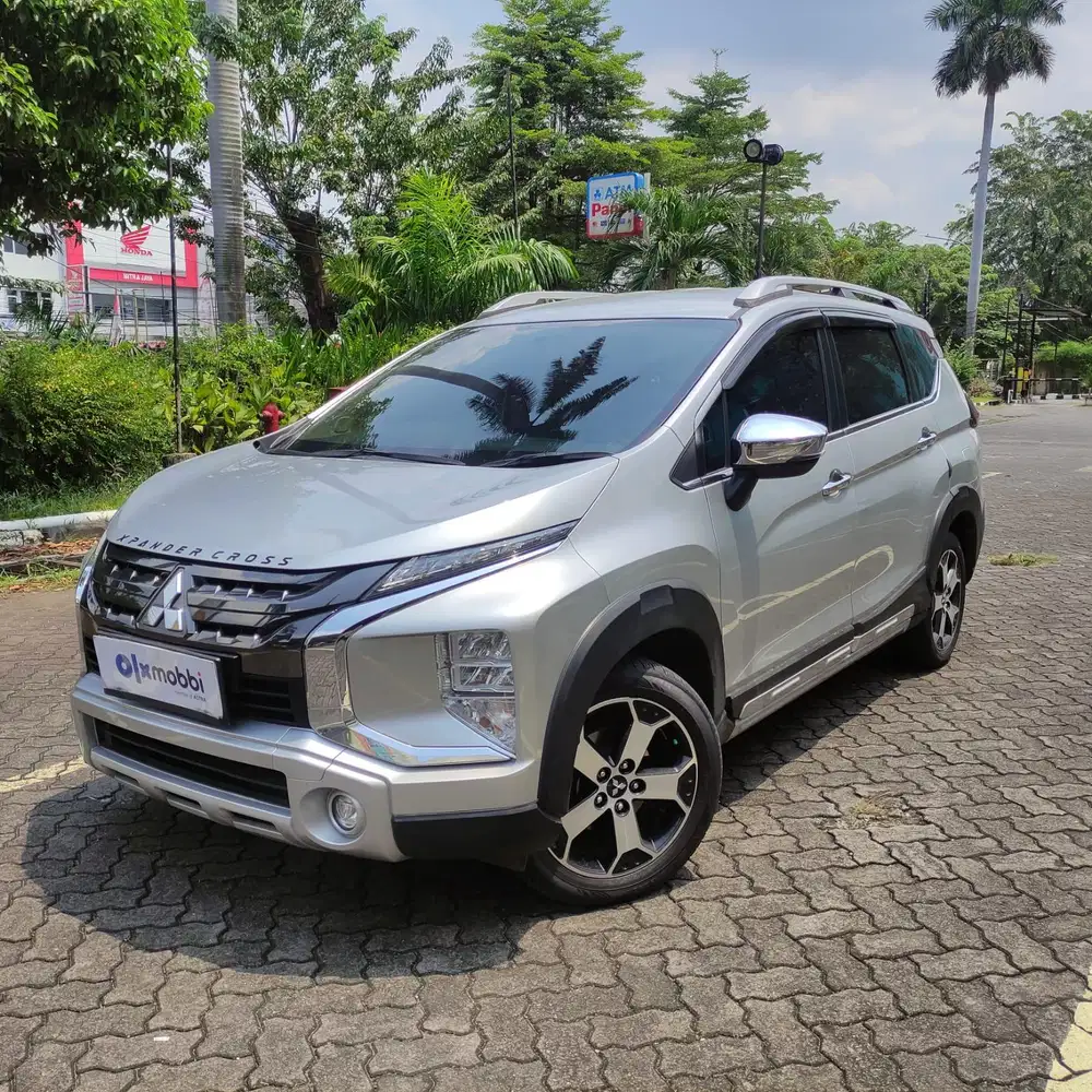 Pajak Panjang - Mitsubishi Xpander 1.5 Cross Premium Package AT 2019