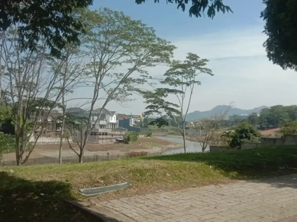 TERMURAH! Kavling View Danau Siap Bangun di Kota Baru Parahyangan