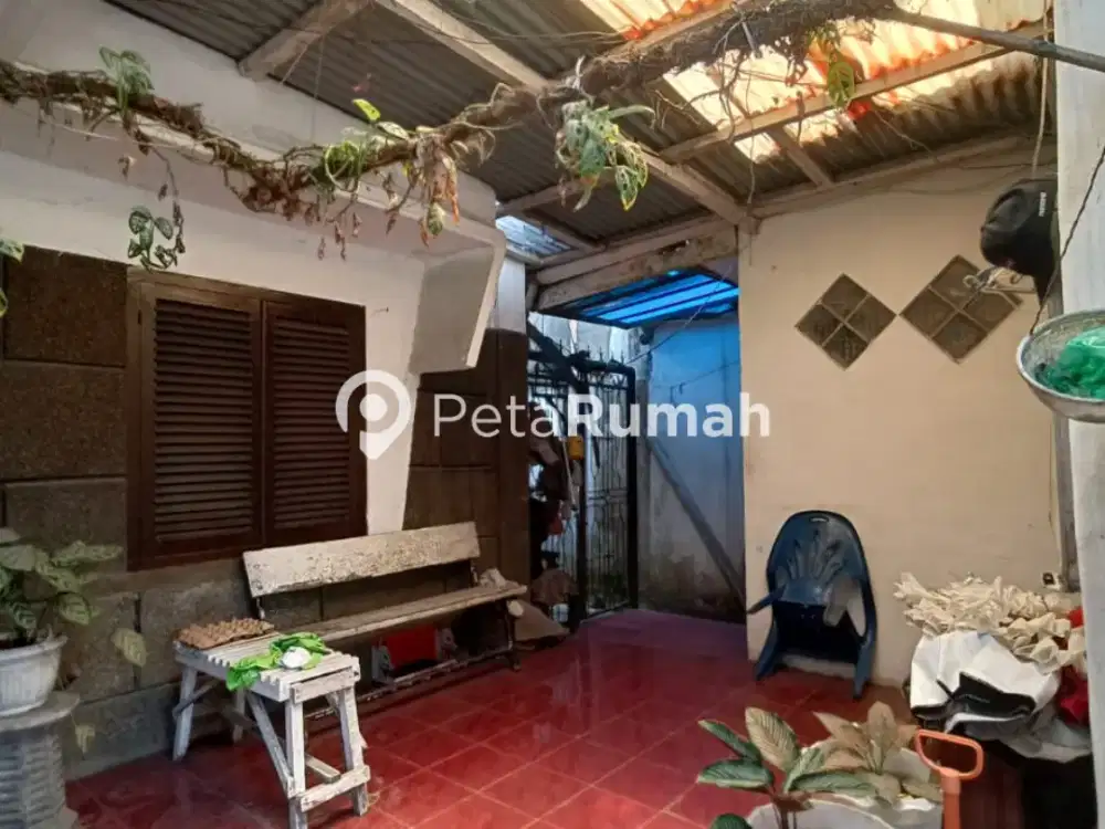 DIJUAL VILLA JALAN ARIEF RAHMAN HAKIM (MAICHAEL)