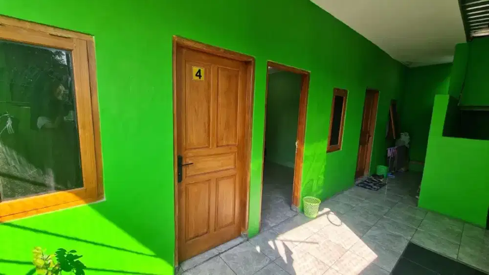 Rumah Kos Belakang UNS aktif siap