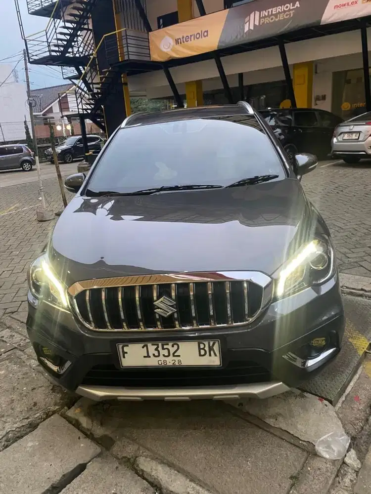 Suzuki SX4 2018 Bensin