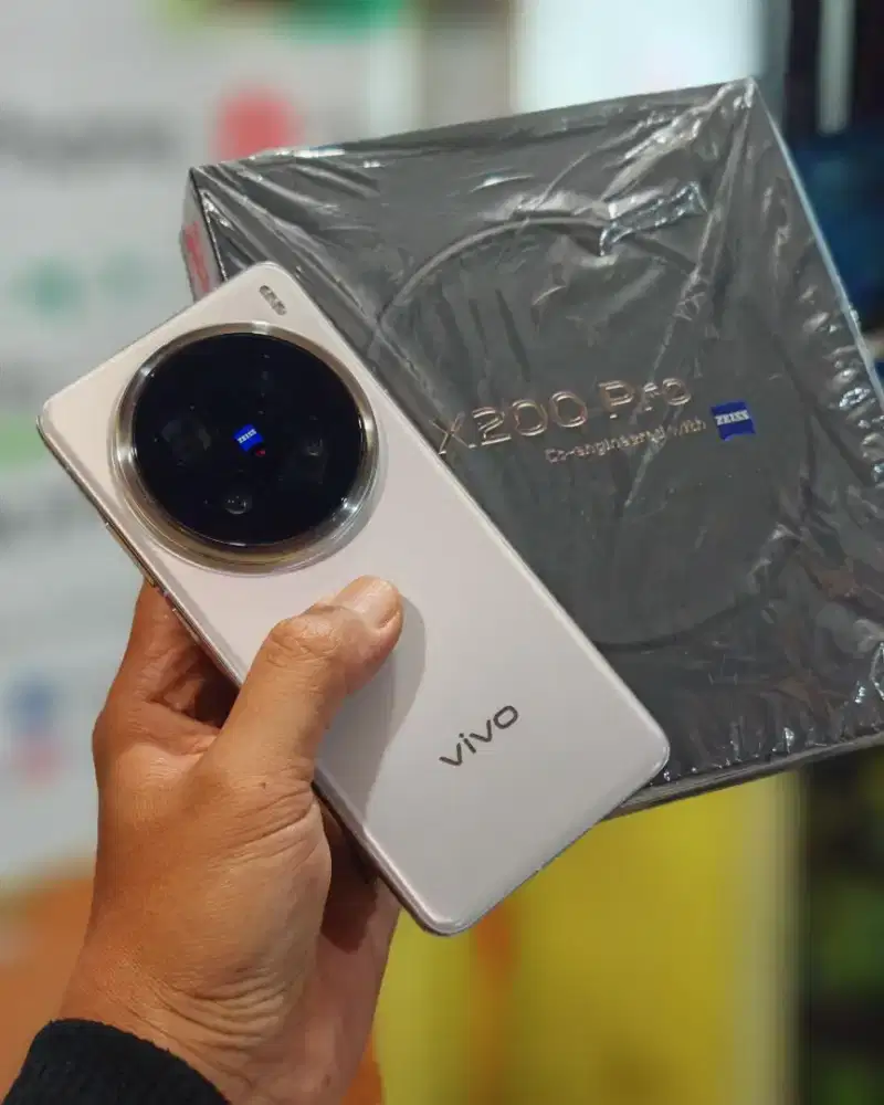 Vivo X200 Pro 5G 16/512GB Like New No Minus Garansi April 2026 Fullset