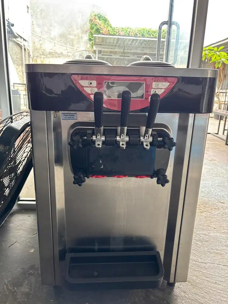 mesin ice cream tomori