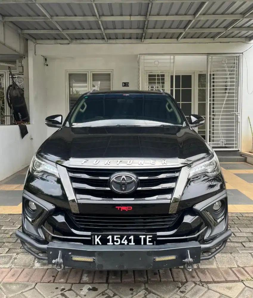 Fortuner VRZ TRD 2.4 AT 2020