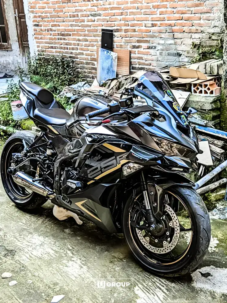 FOR SALE!! Kawasaki ZX25R ABS QS 2021