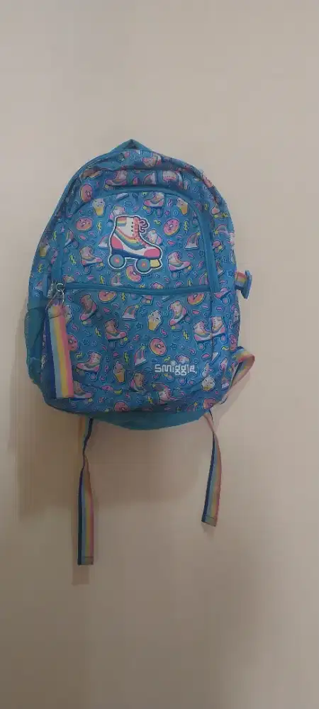 Tas sekolah merek Smiggle -- Asli