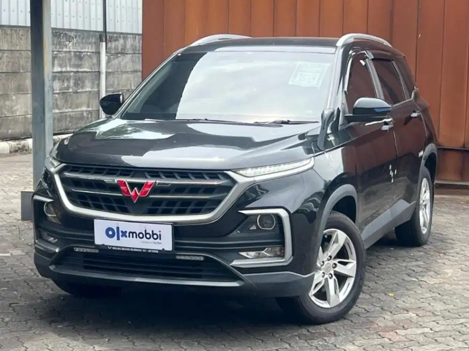 TERMURAH Wuling Almaz 1.5 Smart Enjoy 7-Seater Bensin-AT 2019 KOS