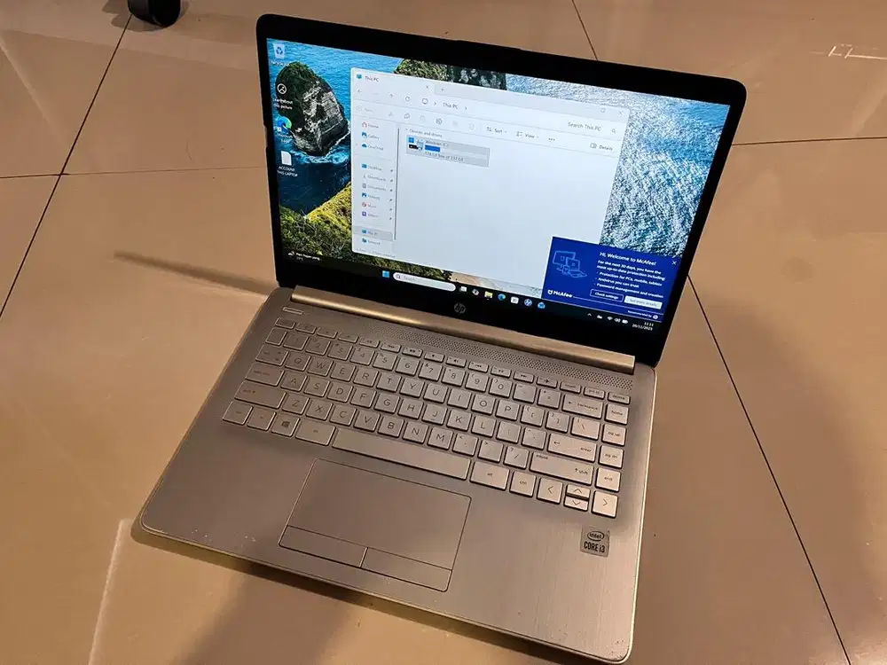 Laptop HP 14 inch i3 256gb/4gb
