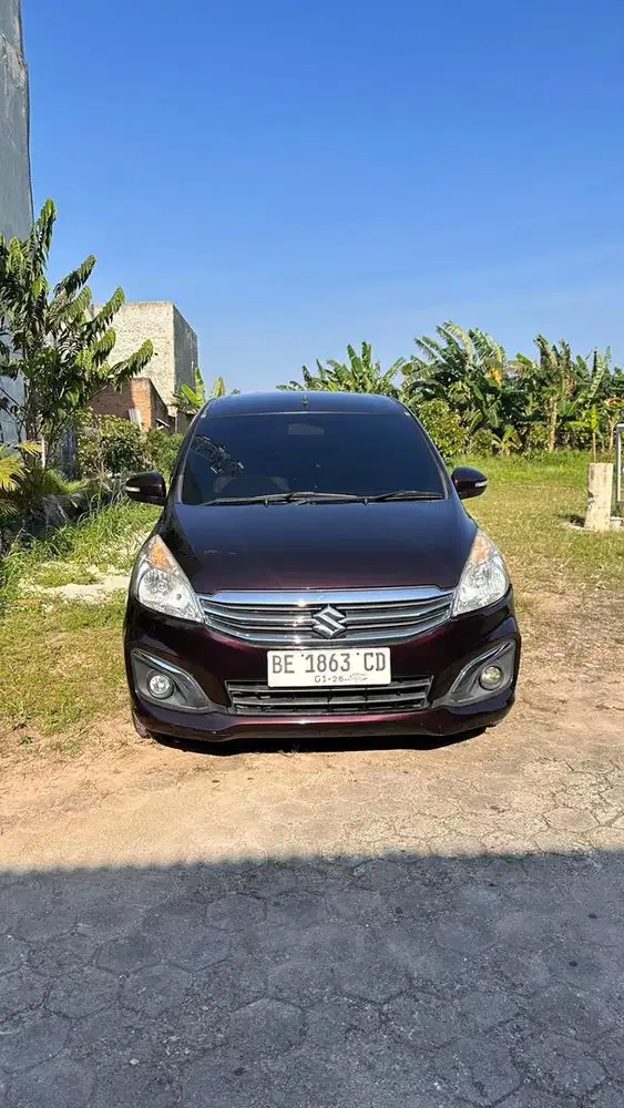 Ertiga GX matic 2015.