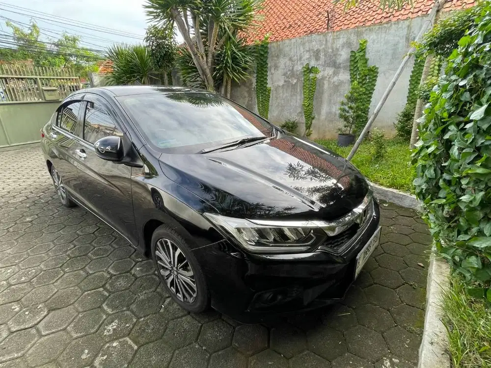 Dijual Honda City E AT 2017 - Hitam