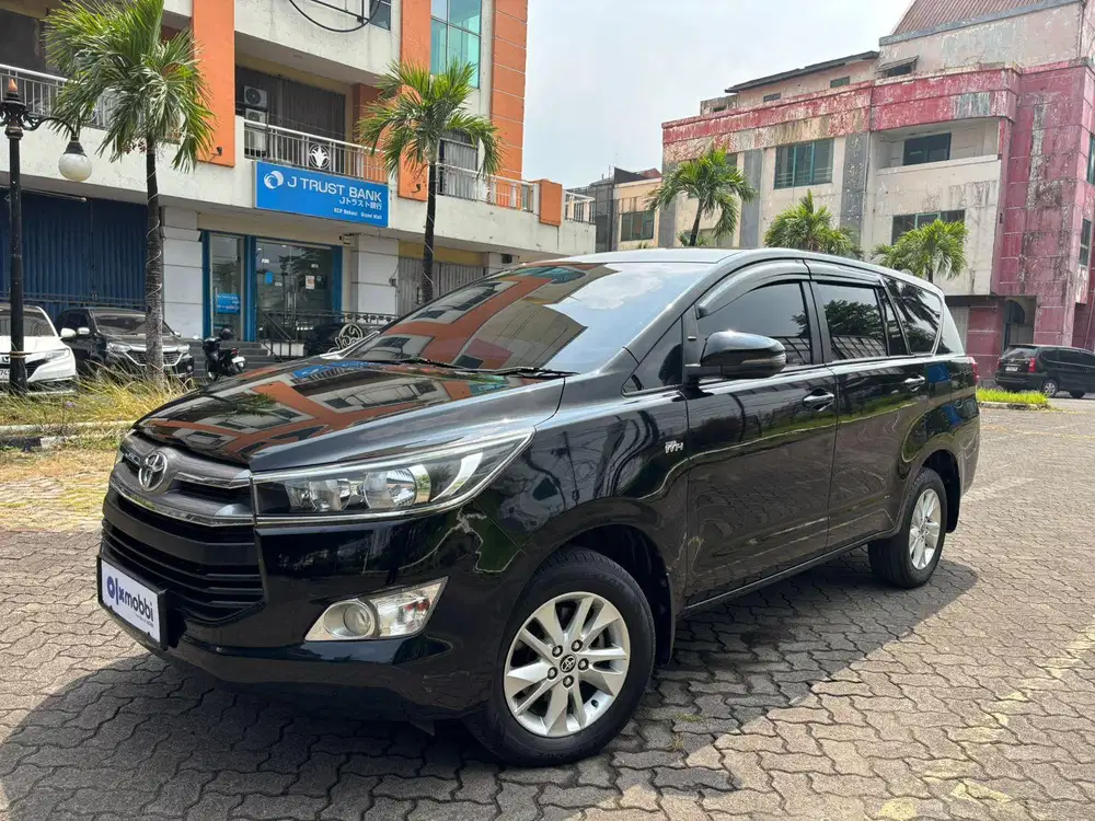 Pajak Panjang - Toyota Kijang Innova 2.0 G Bensin-MT 2019