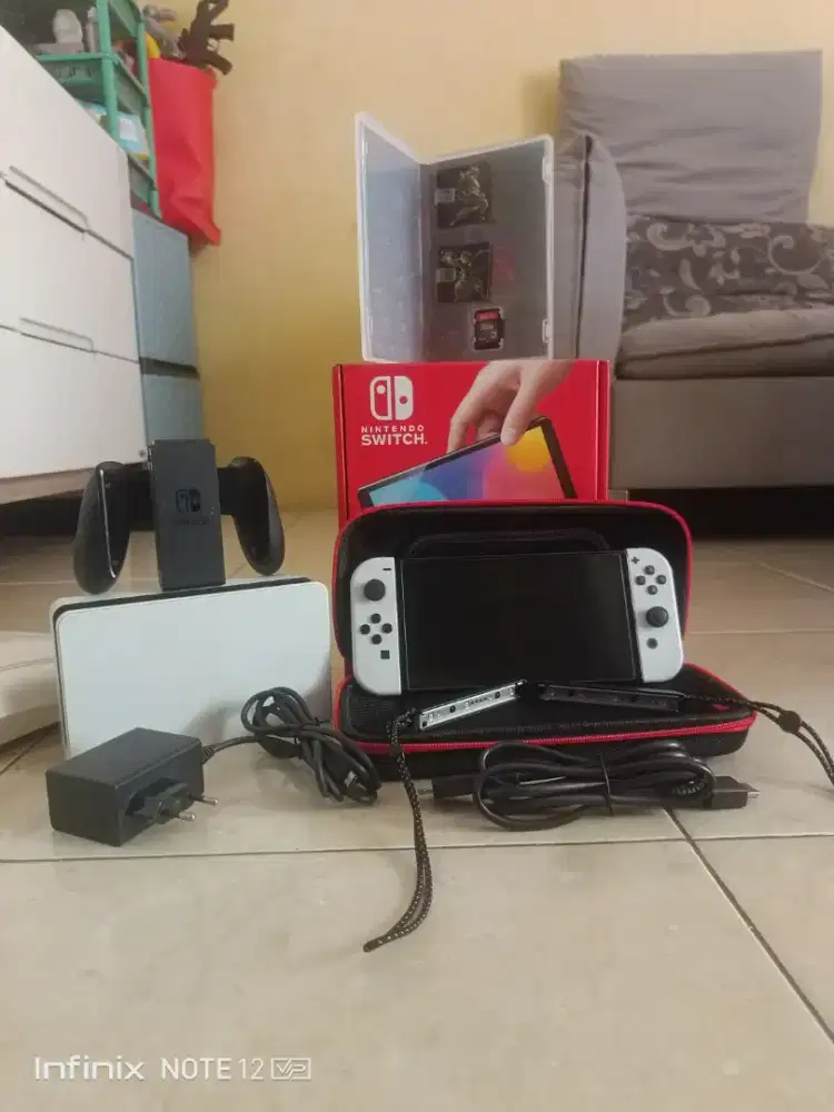 Nintendo Switch Oled mmc 128gb Good condition