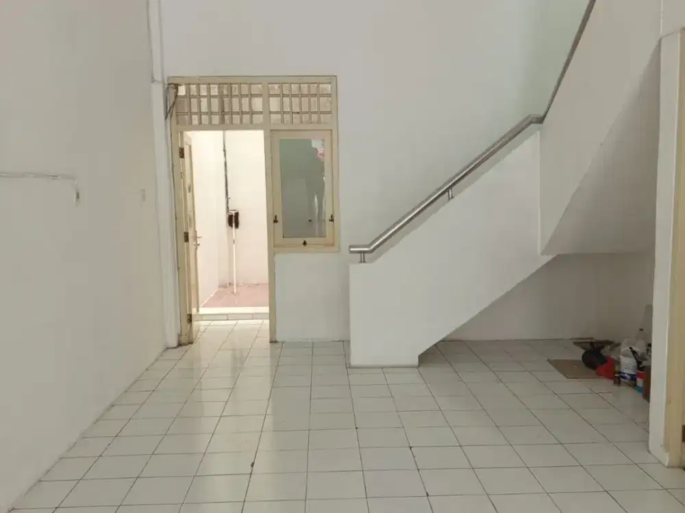 Ruko Mataram Plaza. Jl. MT. Haryono – 10930