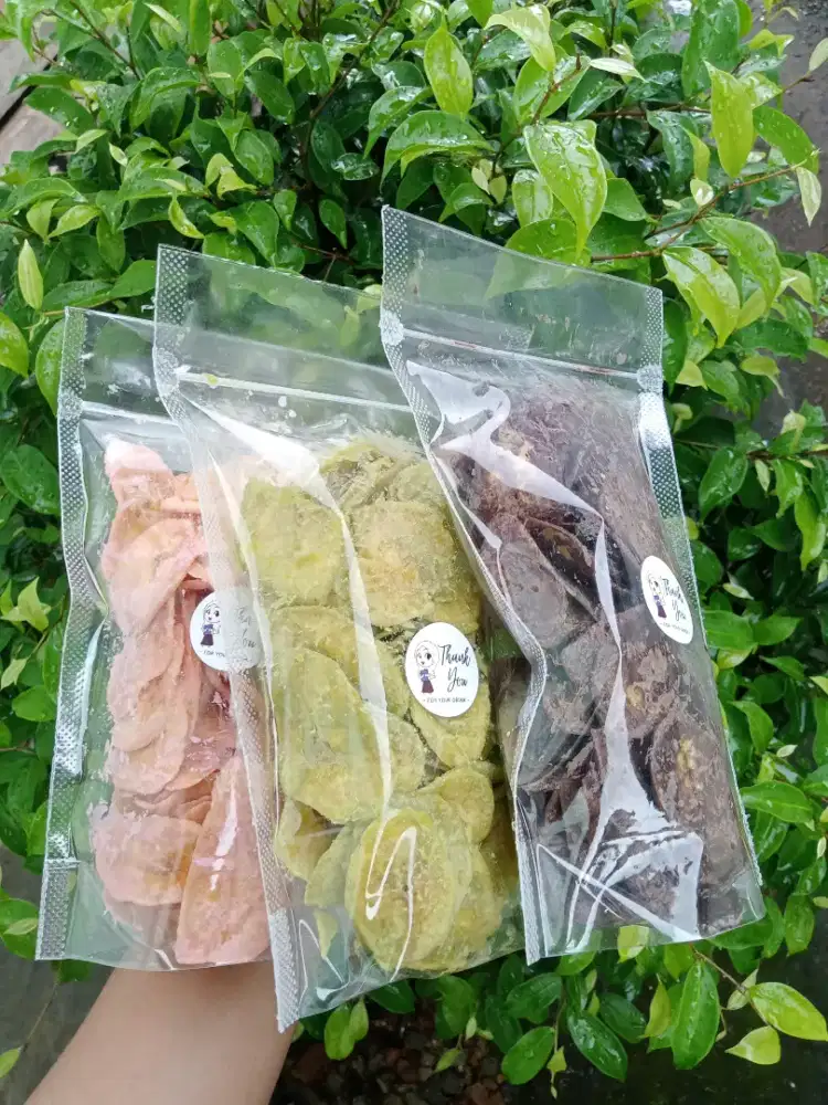 Aneka macam keripik pisang