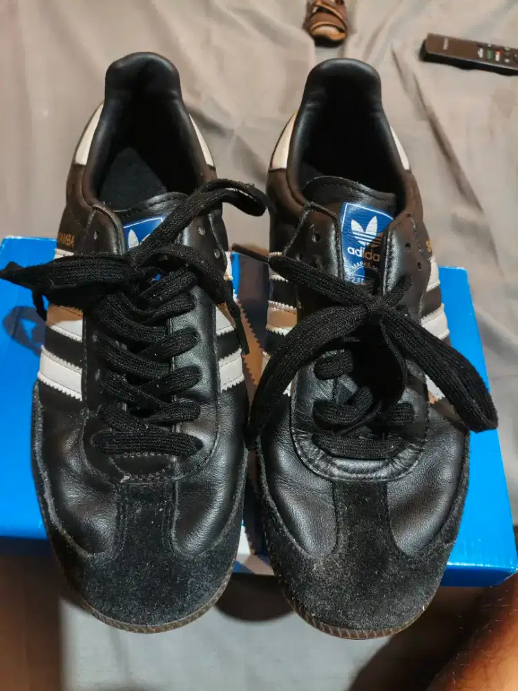 Sepatu Adidas samba og black