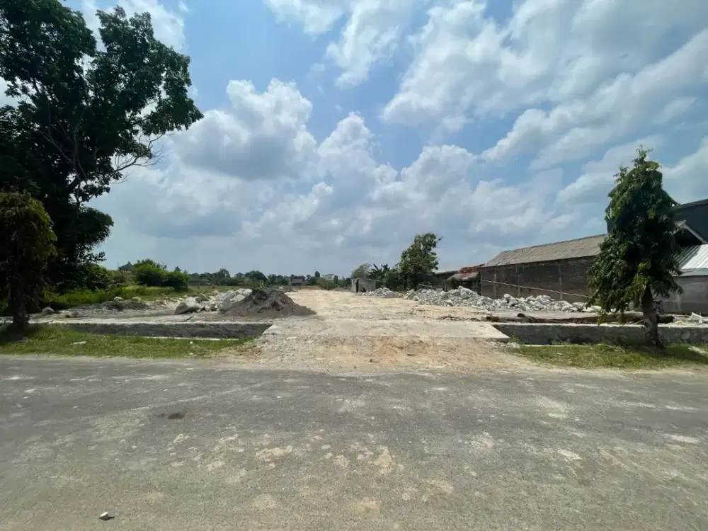 Dijual rumah siap bangun dekat  Pasar Godean 4 Menit Calon Polda D.I.Y  Kampus UGM, UMY, AISYIAH