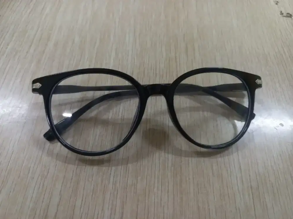 *KACAMATA ANTI RADIASI - HSC 2025*