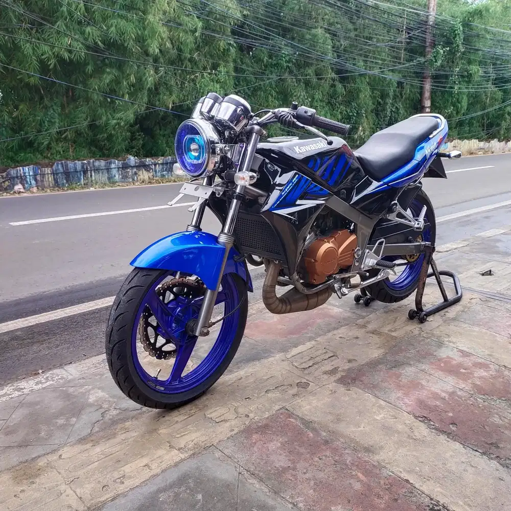 Kawasaki ninja Kiss 2004 Orisinil lengkap Bagus Biru