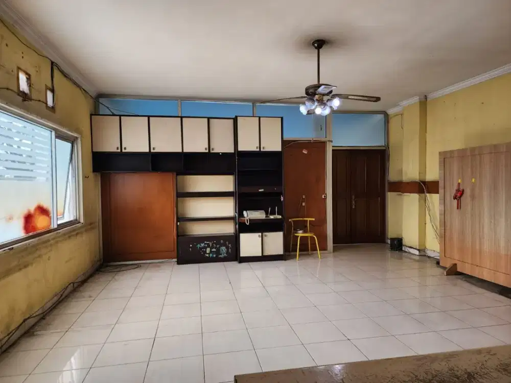 Disewa Ruang usaha 3 lantai Pusat Kota Bandung