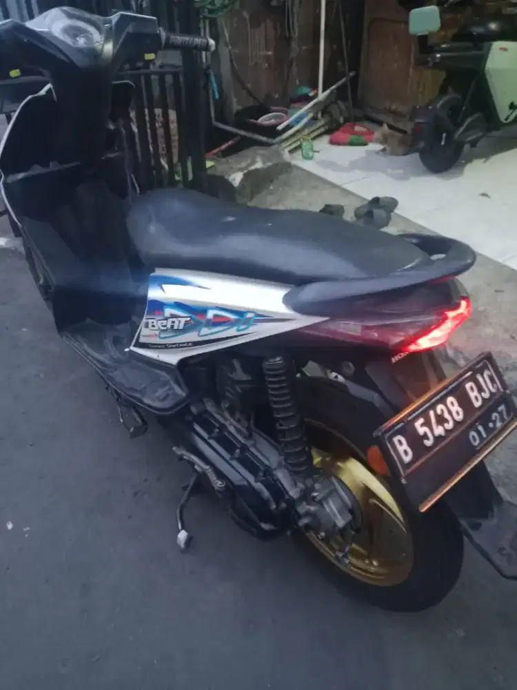 Honda beat karbu tahun 2011