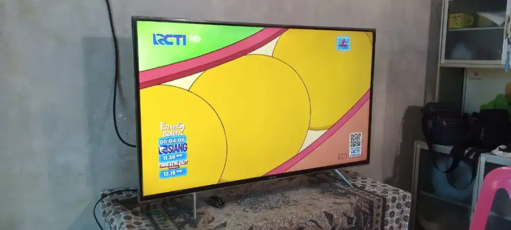 Led samsung 43in digital aja mulus no minus tv remot aja yang serius