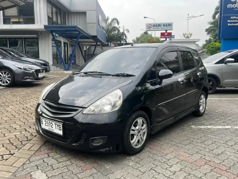 DP RENDAH Honda Jazz 1.5 i-DSI Bensin-AT 2006 TSMSBS