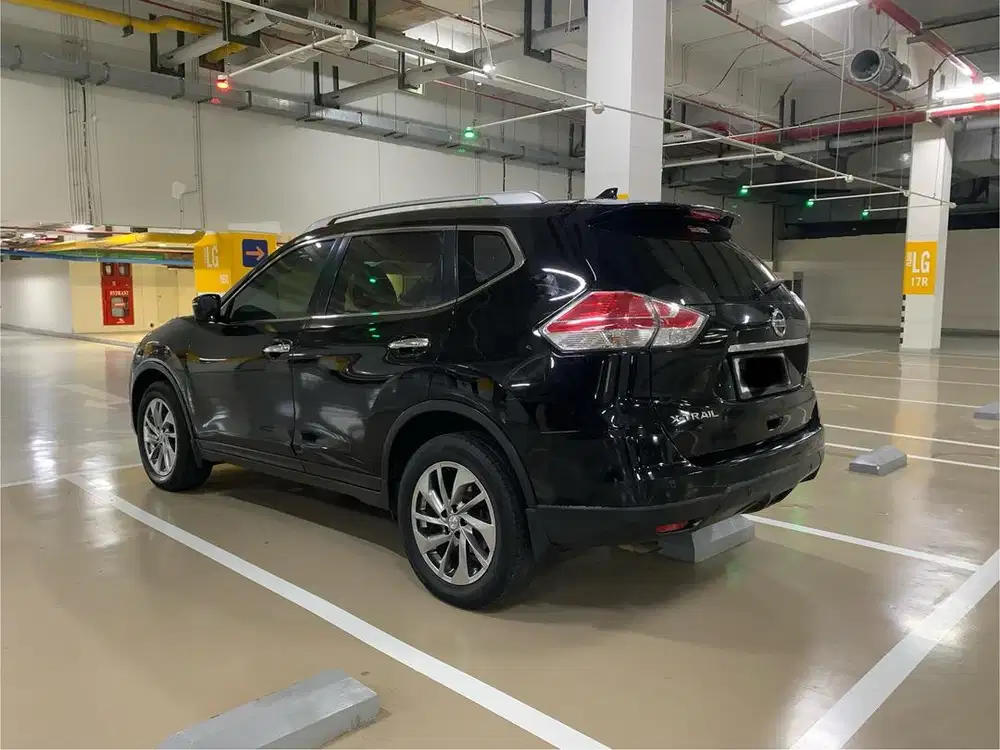 Nissan X-Trail 2015 Bensin