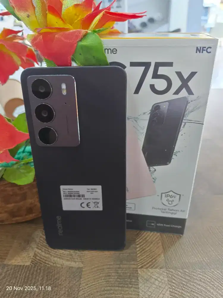 Realme C75X baterai besar