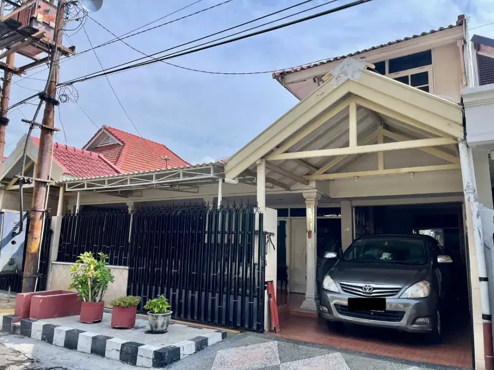 *Dijual Cepat!! Hitung Tanah!! Rumah Darmo Baru Barat*