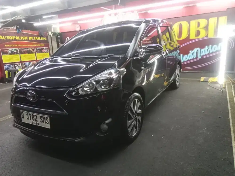 Toyota Sienta G AT 2017 Hitam