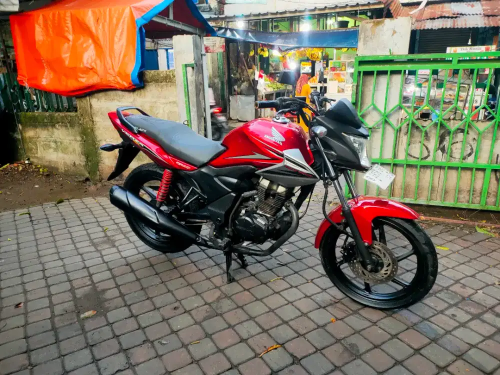 Honda Verza 150 CC PGM-FI Tahun 2013