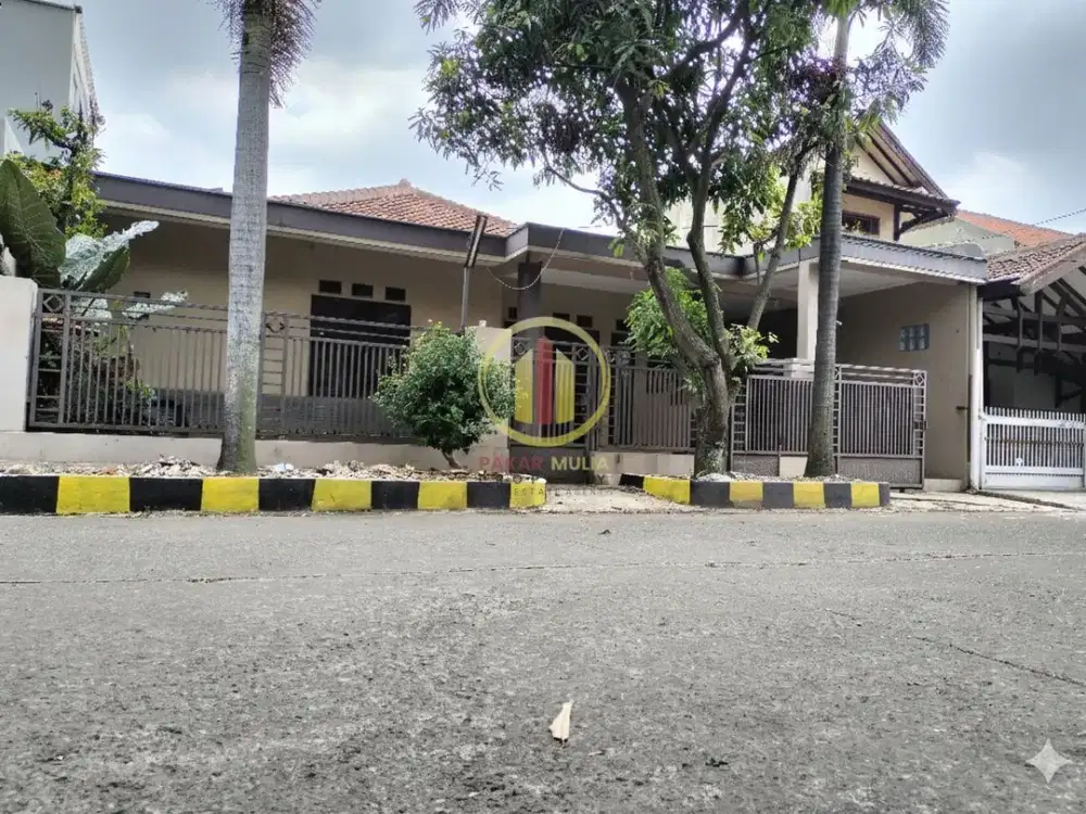 Murah! Rumah lama bagus strategis di Margahayu Raya kota Bandung