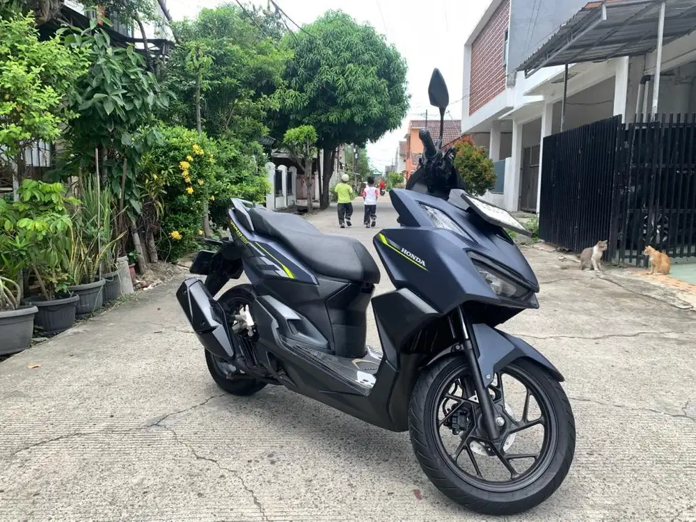 Honda Vario 160 CBS Thn 2024 Bln 12 Low Km 6rb Istimewa Seperti Baru