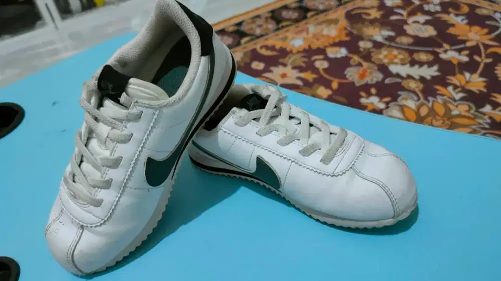 Sepatu anak Nike ori
