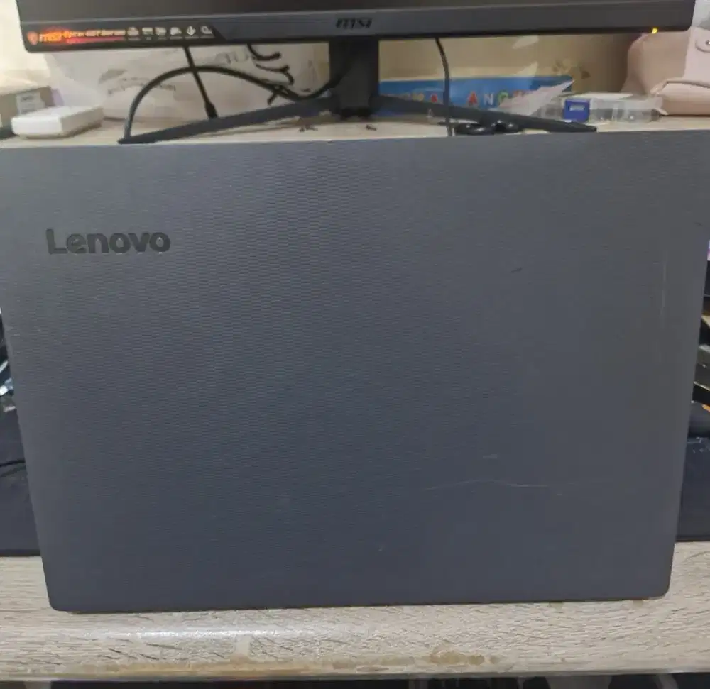 Lenovo V130-14IKB