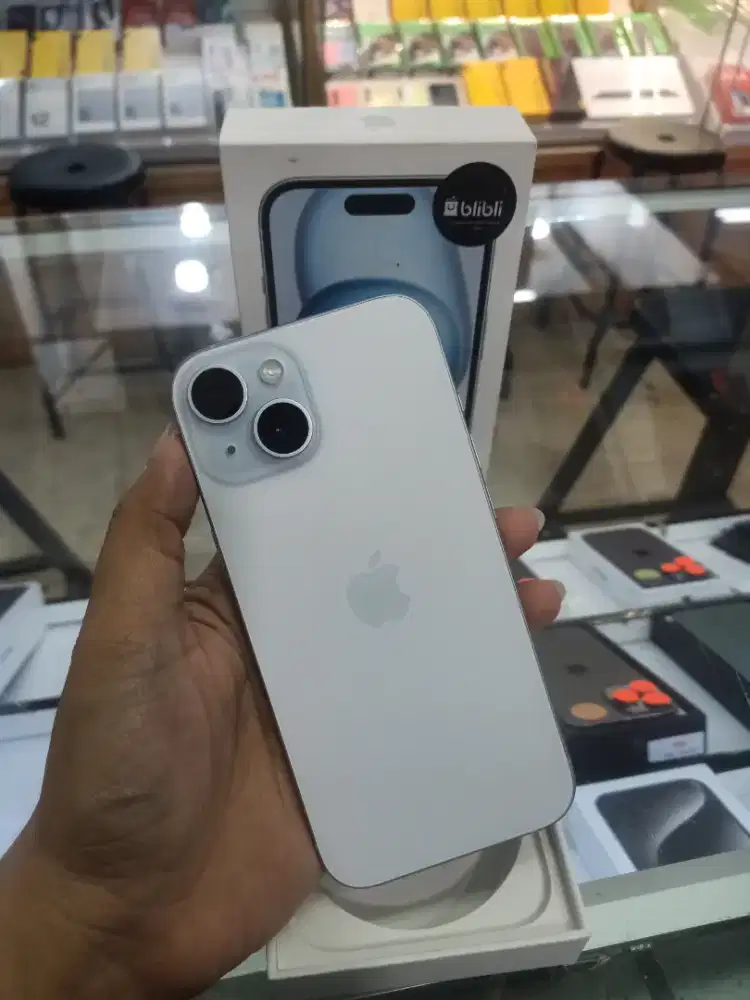 Second IPhone 15 256GB Biru Ex Garansi Resmi Mulussss