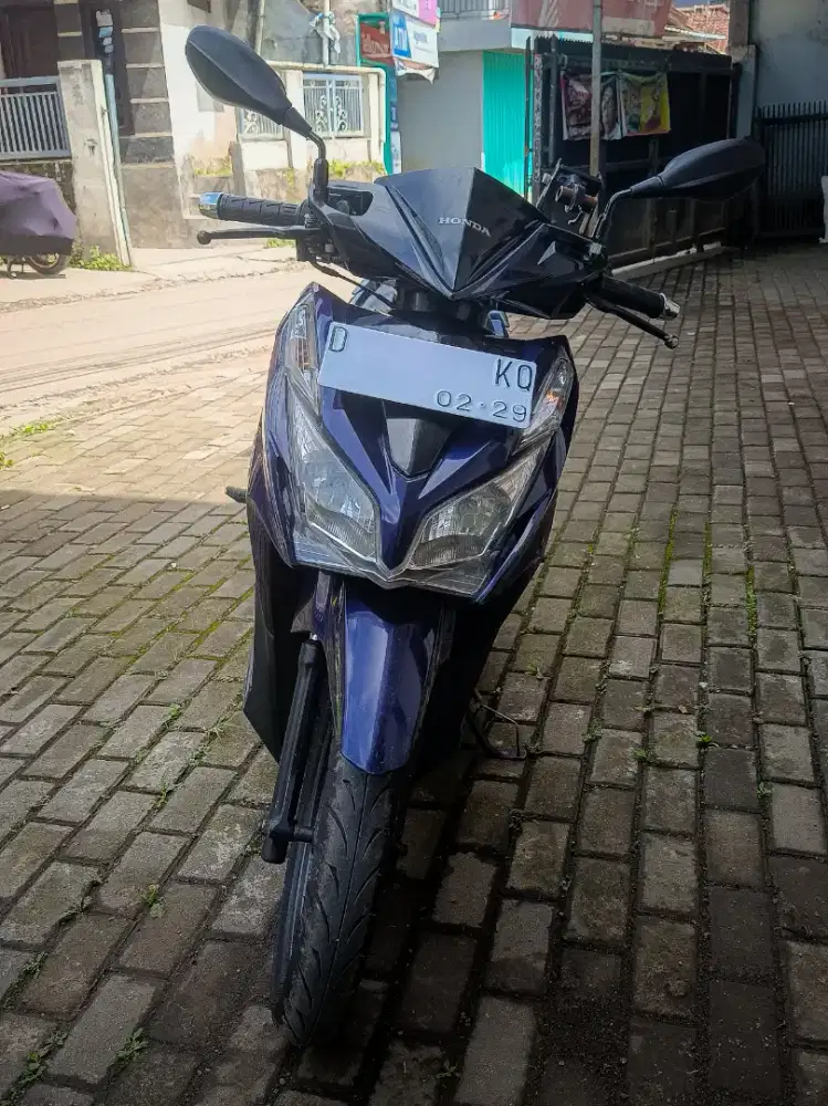 Vario 125 old biru