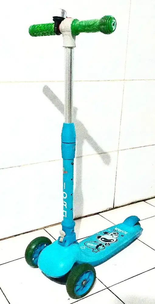 Skuter buat anak umur 5 tahun sampai 15 tqhun