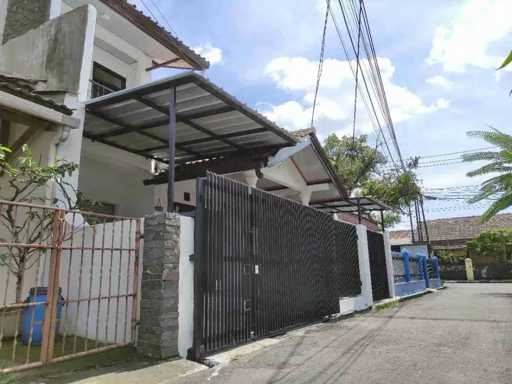 DIJUAL UNIT RUMAH 2 LANTAI DENGAN DESAIN MINIMALIS SIAP HUNI RIUNG BANDUNG