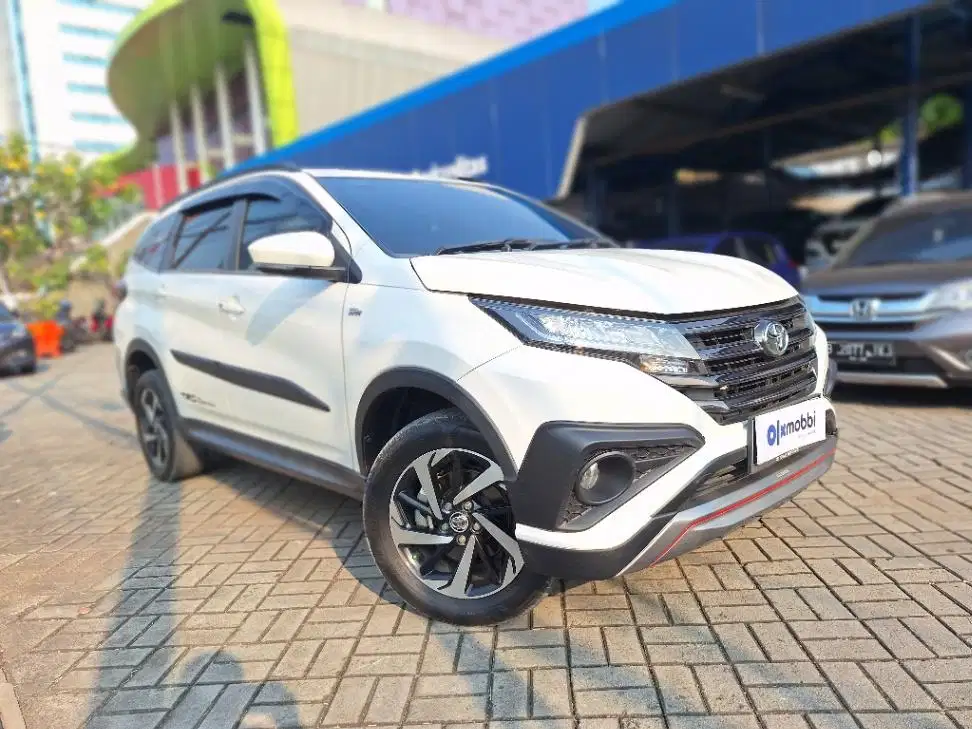 LOW DP Toyota Rush 1.5 S Bensin-AT 2021 DFC