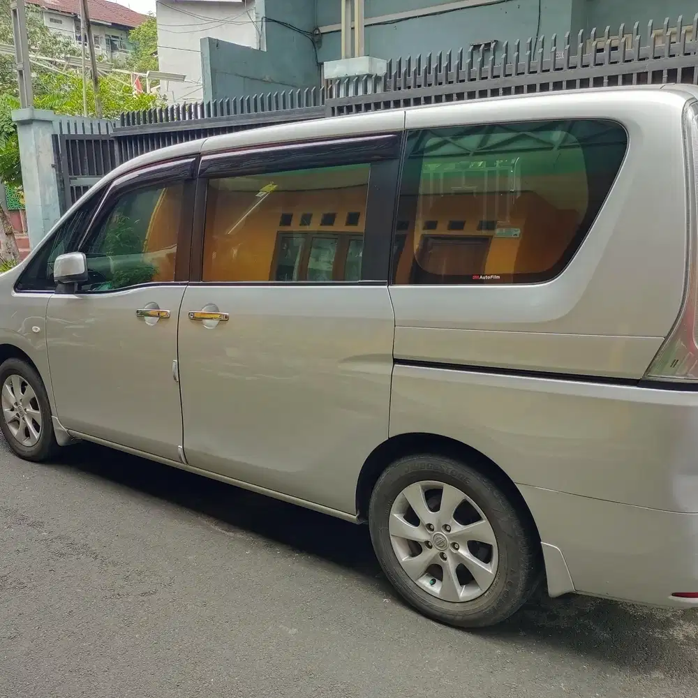 Nissan Serena 2014 Bensin