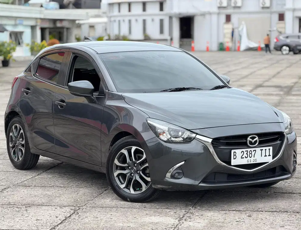 Mazda 2 R AT 2019 low km
