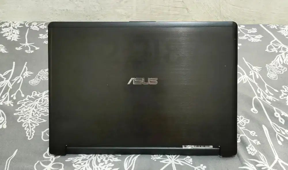 Asus K46CB slim dualvga core i3gen3 ram8 hdd500 batre awet siap pakai