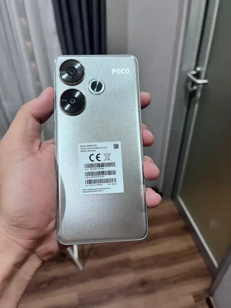 Poco F6 5G 8/256GB Fullset Mulus Like New