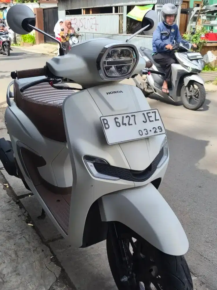 JUAL HONDA STYLO ABS 2024 km 8 rb